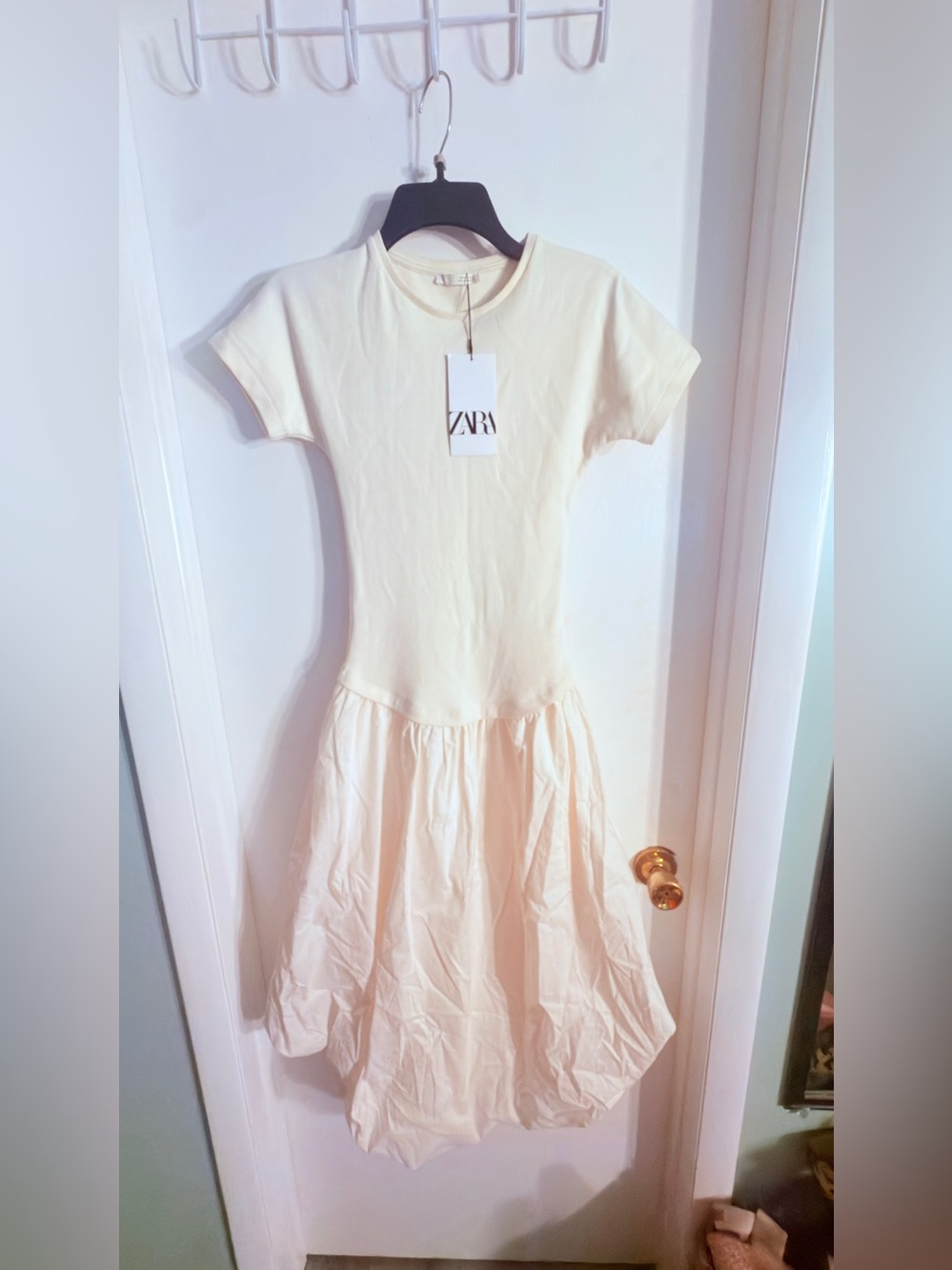 Zara Cream Short-Sleeve Gathered balloon dress NWT
